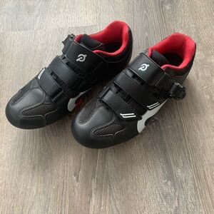 Peloton Womens Black and Red Cycling Shoes